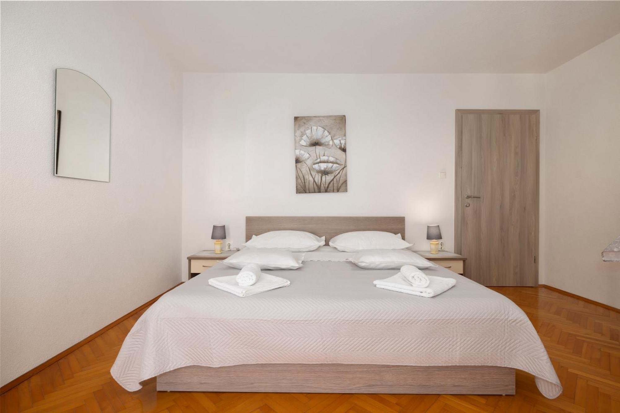 Apartmani Marta Tučepi Zewnętrze zdjęcie
