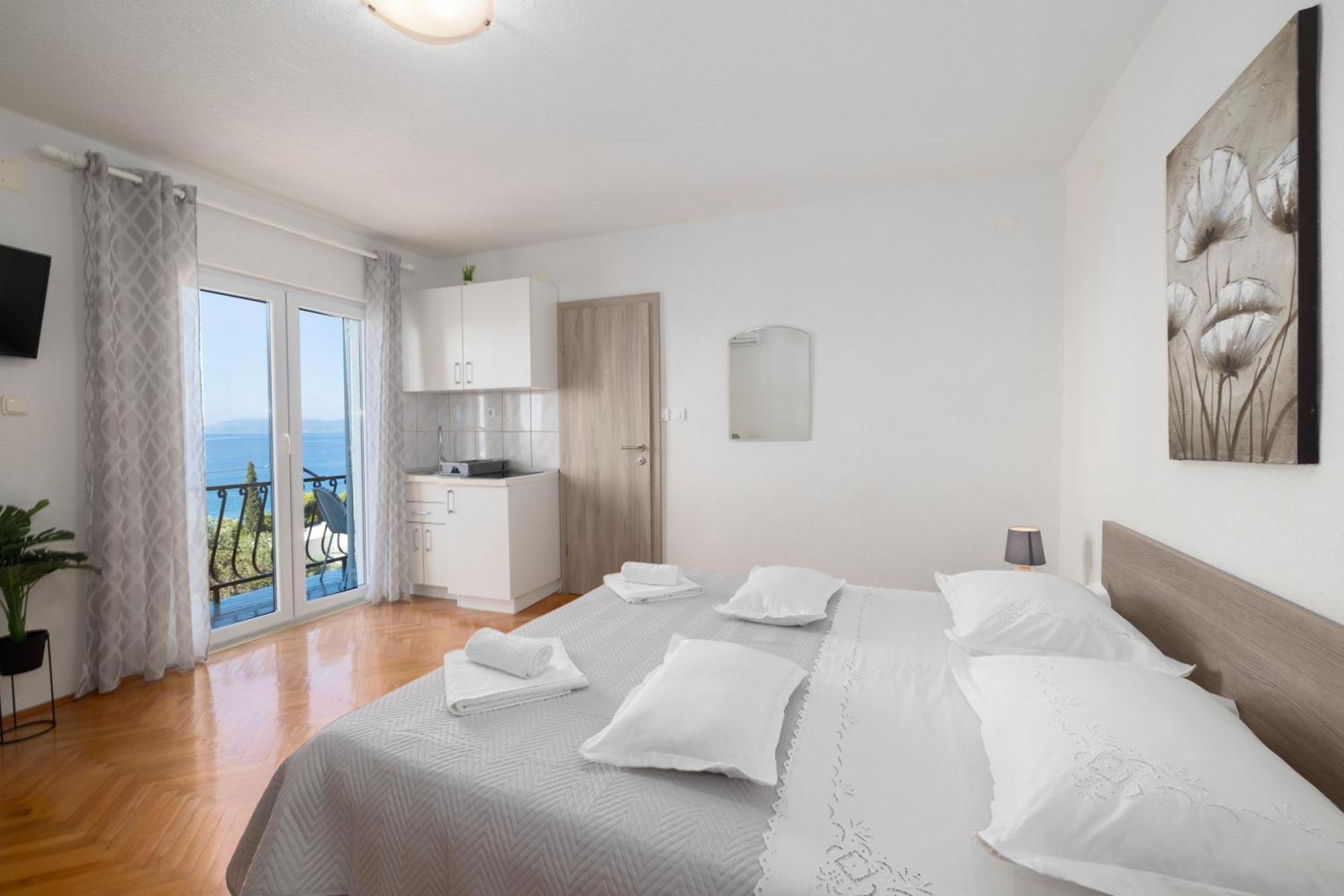 Apartmani Marta Tučepi Zewnętrze zdjęcie