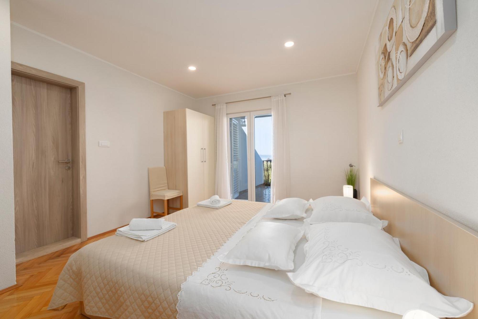 Apartmani Marta Tučepi Zewnętrze zdjęcie
